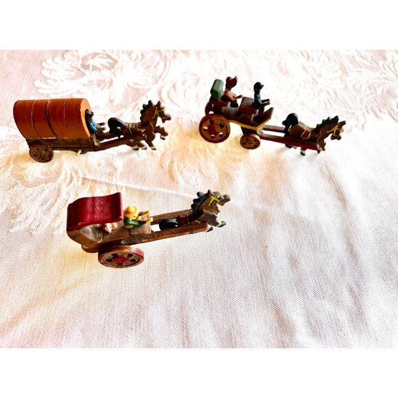 Set of 3 Miniature Vintage Japan Stagecoach Wagon Surrey Buggy Cart with Horses. - Picture 6 of 10